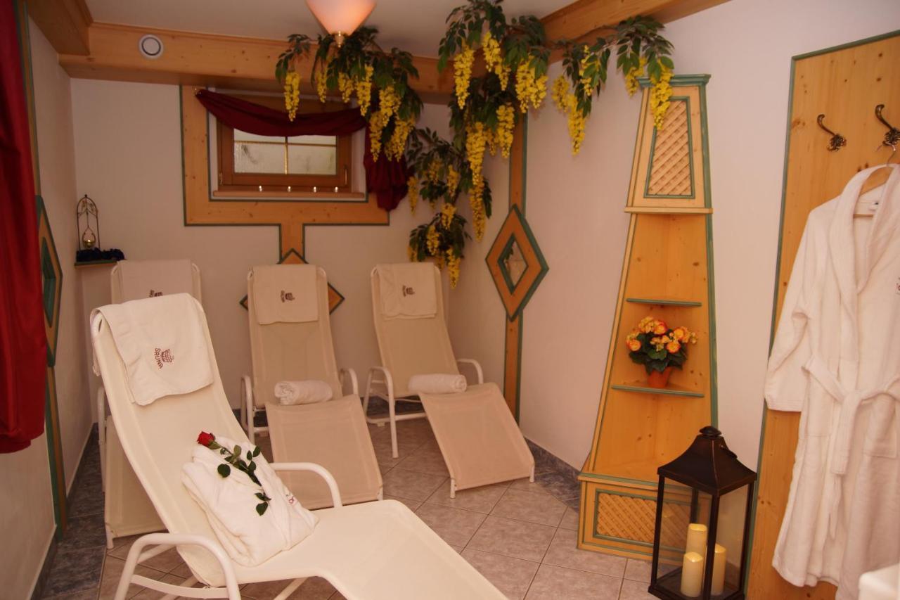 Haus Dorfblick Hotel Герлос Екстериор снимка