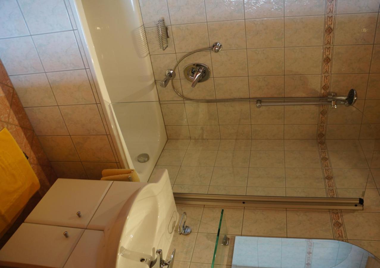 Haus Dorfblick Hotel Герлос Екстериор снимка