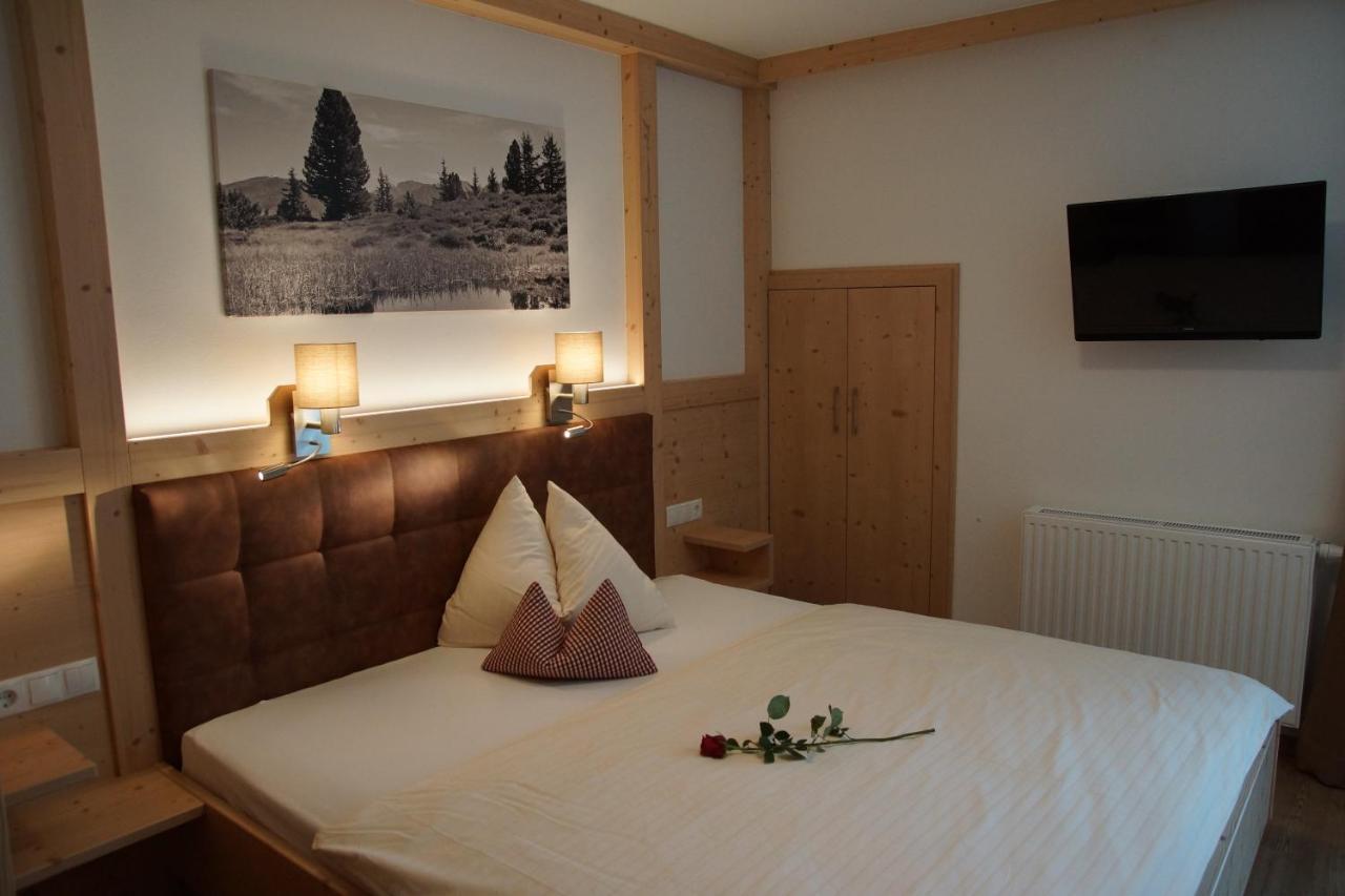 Haus Dorfblick Hotel Герлос Екстериор снимка