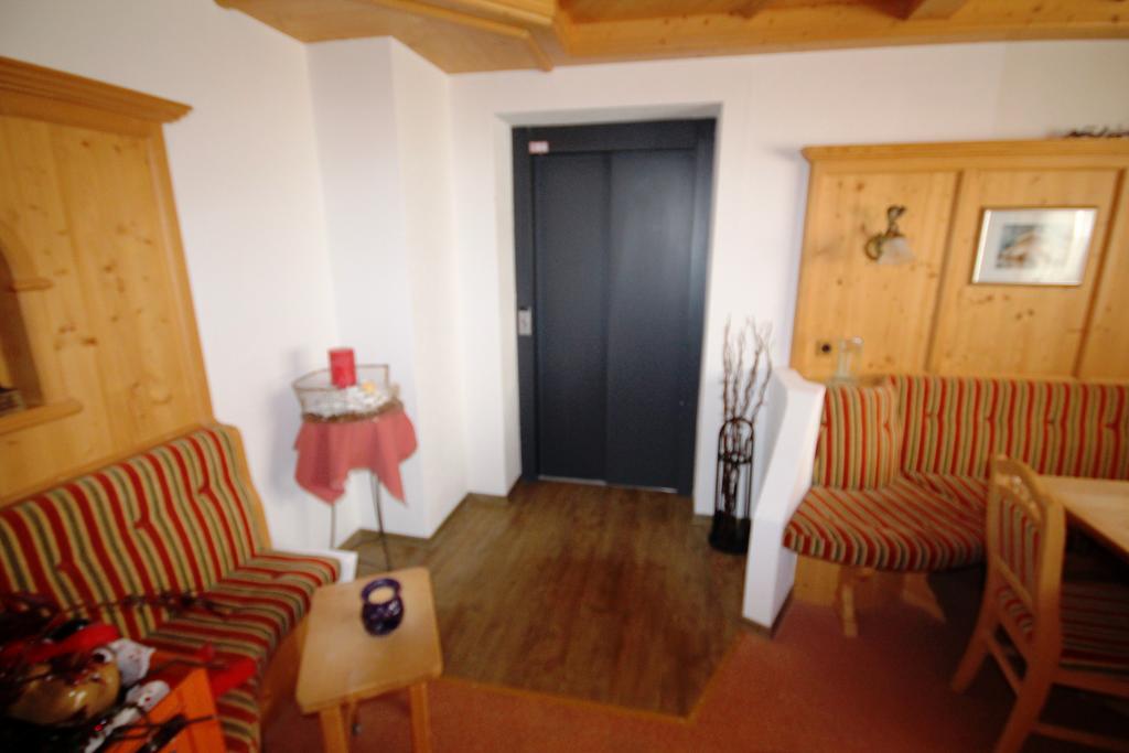 Haus Dorfblick Hotel Герлос Екстериор снимка
