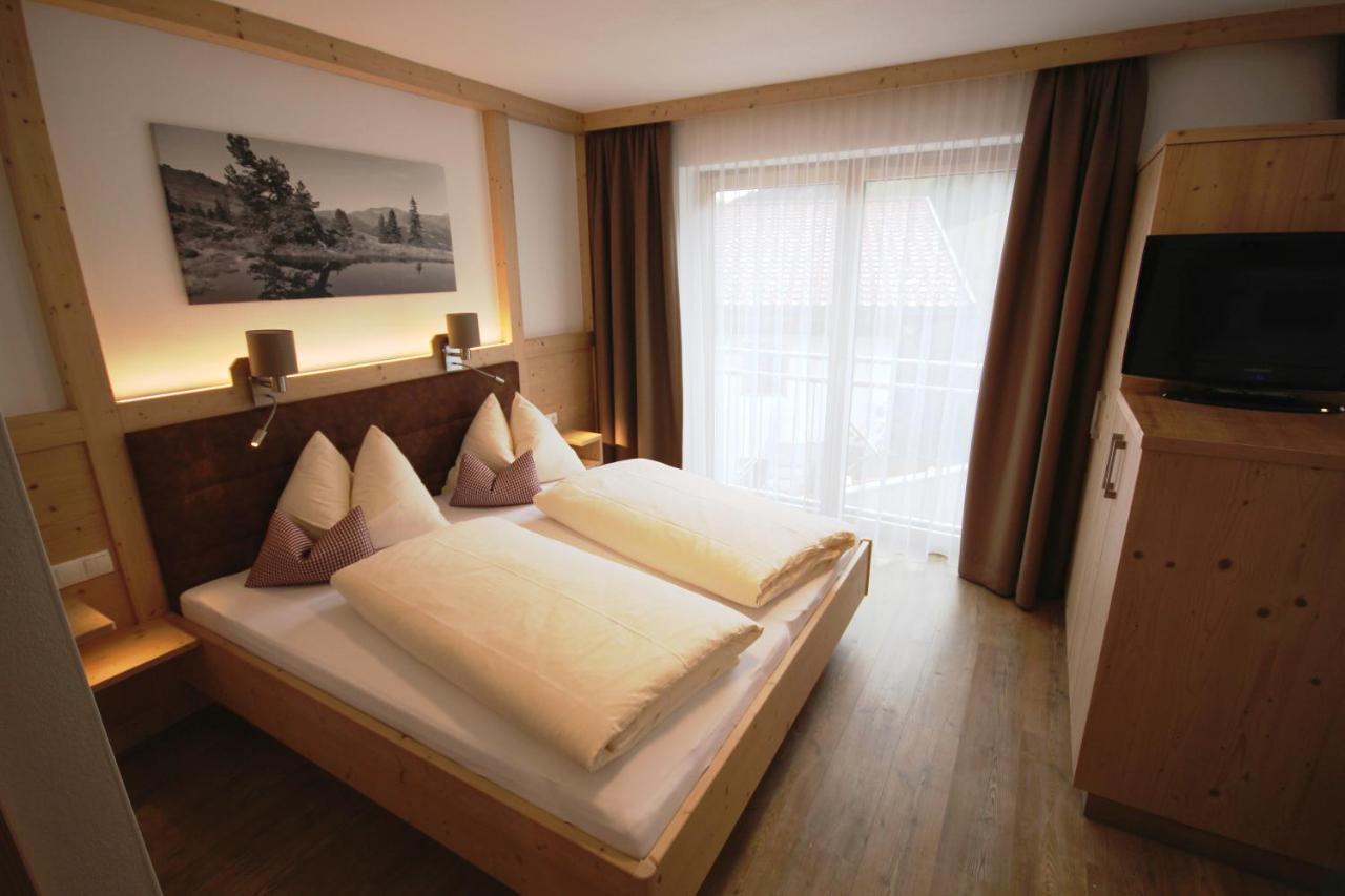 Haus Dorfblick Hotel Герлос Екстериор снимка